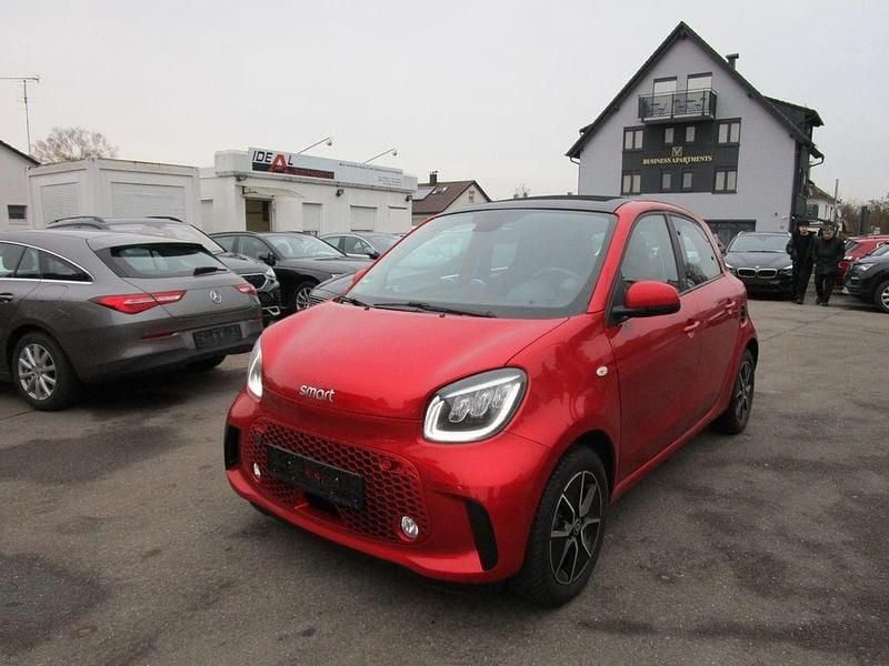 Gebraucht Smart ForFour Electric Drive 60 kW (82 PS) 2022 Rot Limousine