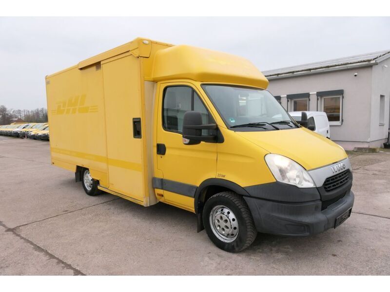 Usata Iveco Daily 106 CV (77 kW) 2012 Giallo Furgone