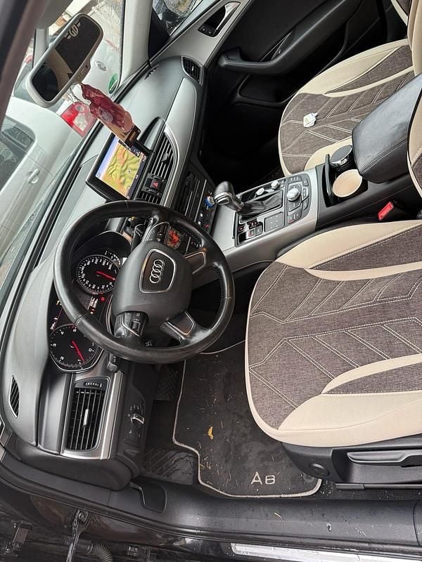 Gebraucht Audi A6 Design 204 PS (150 kW) 2012 Schwarz Kombi