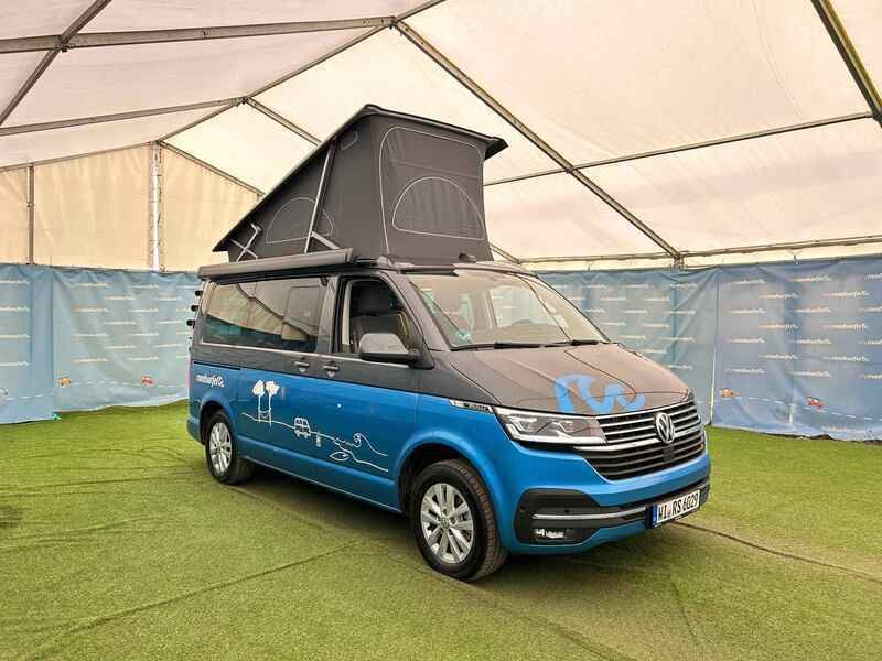 Grau Gebraucht 2024 VW T6.1 California Van | 69.900 € - Bild 1/4