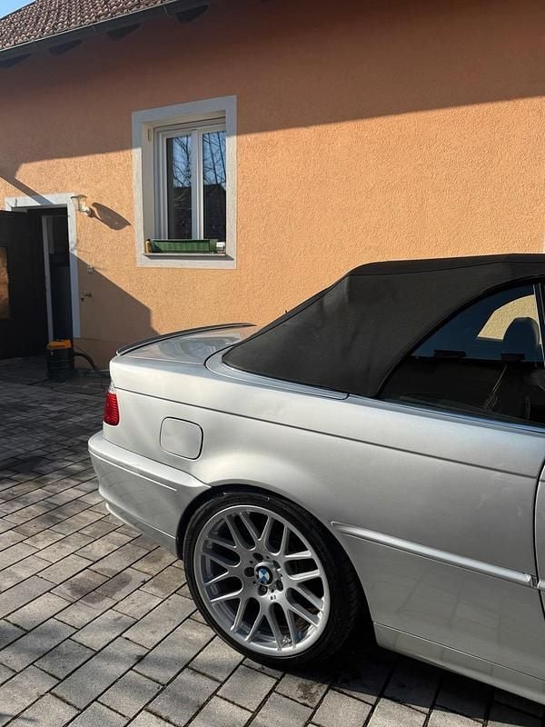 Gebraucht BMW 320 Cabriolet 170 PS (125 kW) 2001 Silber Cabrio