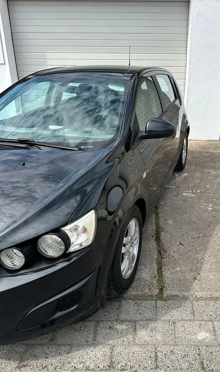 Używany Chevrolet Aveo 101 KM (74 kW) 2011 Czarny Hatchback