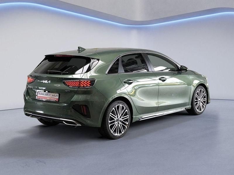 Gebraucht Kia Ceed GT GT-Line 140 PS (102 kW) 2025 Grün Limousine