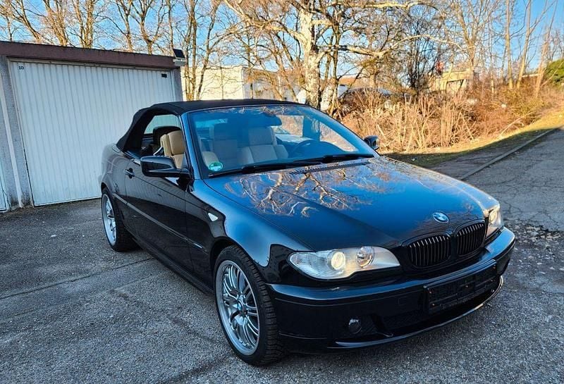 Gebraucht BMW 330 Cabriolet 231 PS (169 kW) 2004 Schwarz Cabrio
