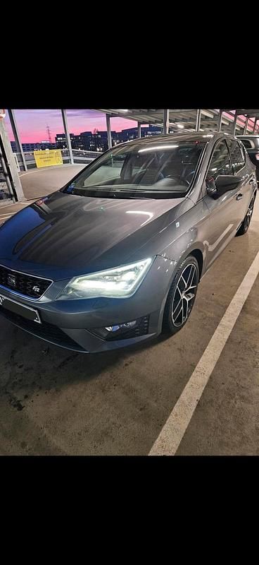 Usata Seat Leon 150 CV (110 kW) 2016 Argento Berlina
