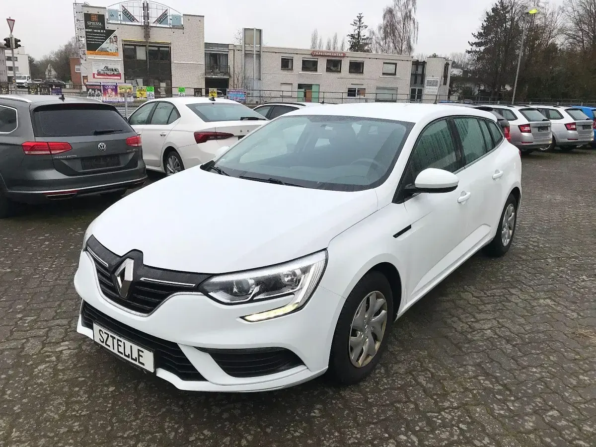 Gebraucht Renault Mégane GrandTour Life 101 PS (74 kW) 2017 Weiß Kombi