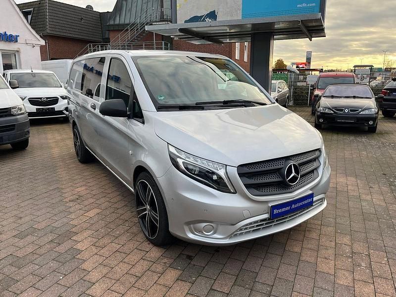 Gebraucht Mercedes Vito 163 PS (119 kW) 2019 Silber Van