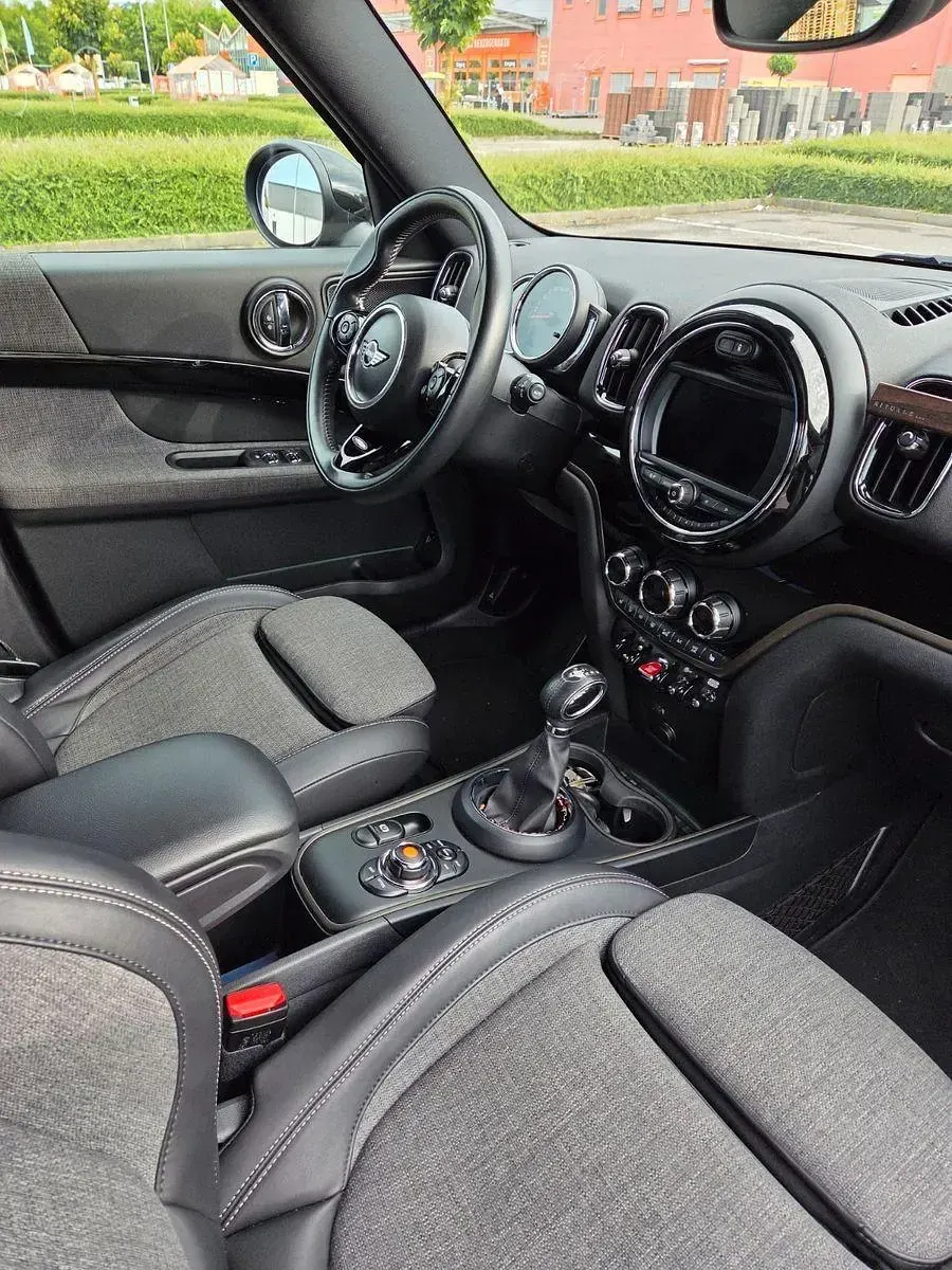 Gebraucht Mini Cooper S 192 PS (141 kW) 2018 Schwarz Kleinwagen