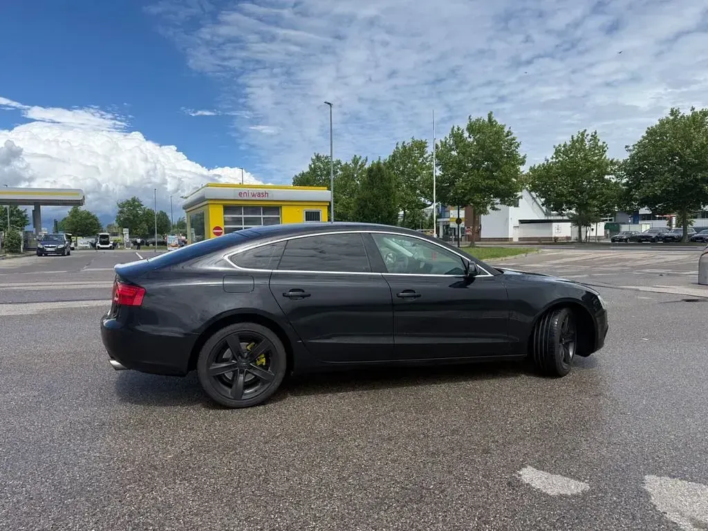 Gebraucht Audi A5 Sportback Sport 170 PS (125 kW) 2012 Schwarz Kleinwagen