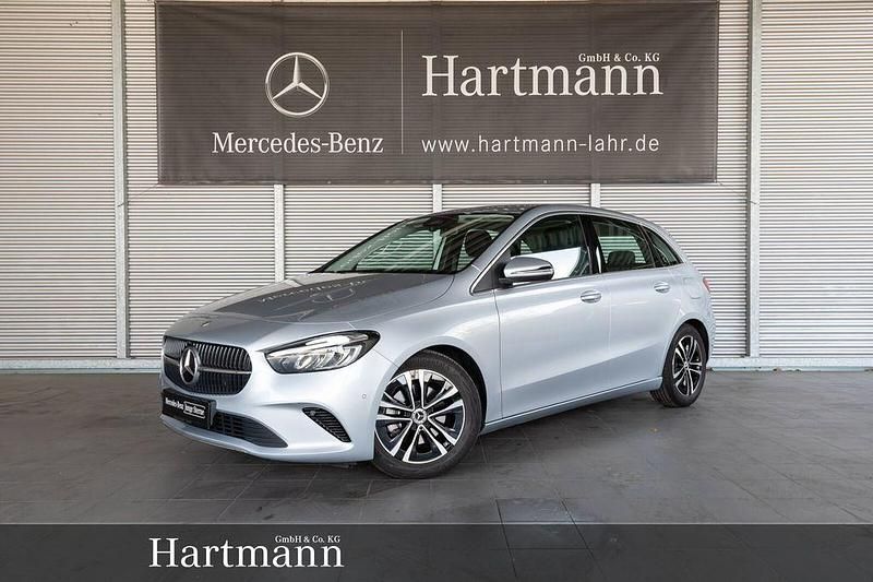 Gebraucht Mercedes B200 Advanced 163 PS (119 kW) 2025 Hightechsilber Van / Kleinbus