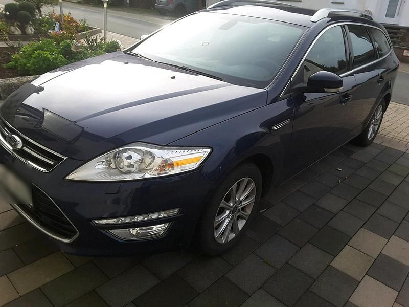 Blau Gebraucht 2012 Ford Mondeo Kombi | 4.350 € (Fairer Preis) - Bild 1/4