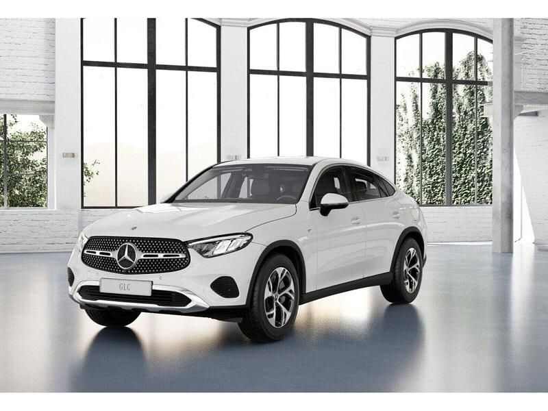 Gebraucht Mercedes GLC300e 197 PS (144 kW) 2025 Unilack polarweiß Coupé