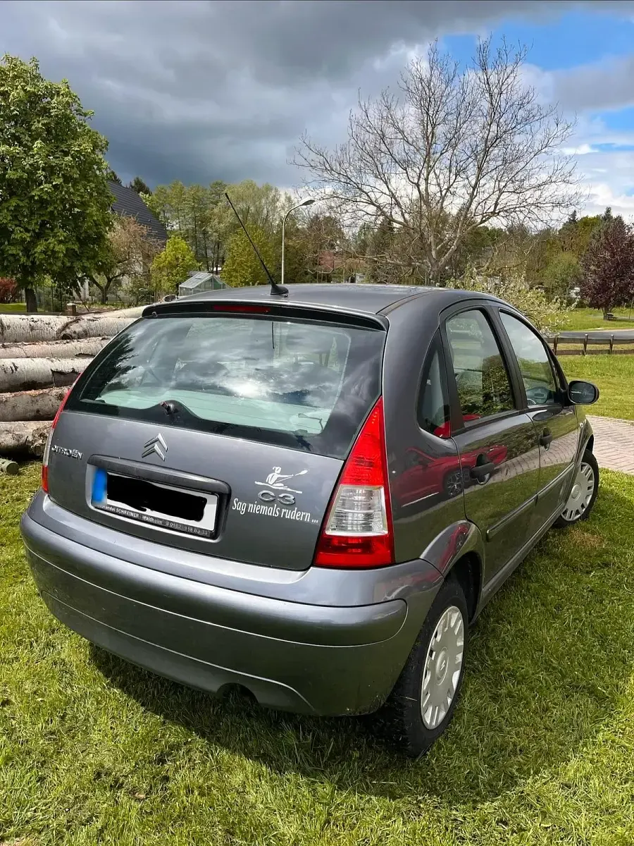 Gebraucht Citroën C3 60 PS (44 kW) 2009 Grau Kleinwagen