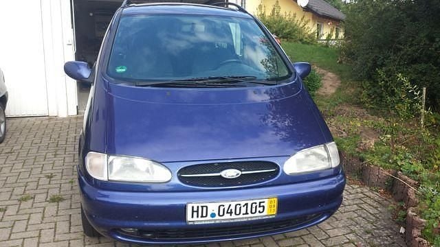 Gebraucht Ford Galaxy Ghia 145 PS (106 kW) 1999 Blau Van / Kleinbus