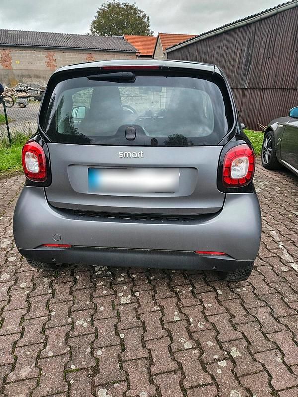 Gebraucht Smart ForTwo Coupé 71 PS (52 kW) 2017 Grau Coupé