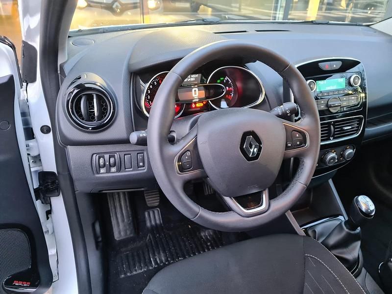 Gebraucht Renault Clio IV LIMITED 76 PS (55 kW) 2018 Weiß Kleinwagen