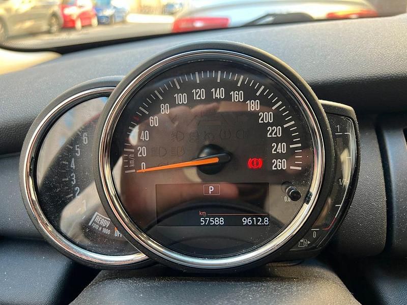 Gebraucht Mini ONE 102 PS (75 kW) 2017 Grau Kleinwagen