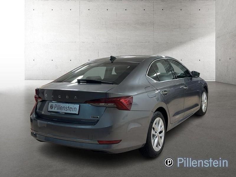 Second-hand Skoda Octavia Style 110 CP (80 kW) 2023 Gri Berlinǎ