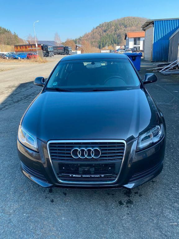 Gebraucht Audi A3 125 PS (91 kW) 2009 Grau Kleinwagen