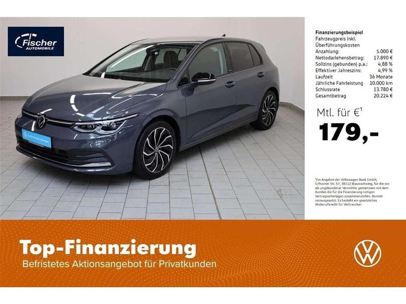 Delfingrau metallic Gebraucht 2022 VW Golf VIII Active Limousine | 22.890 € (Fairer Preis) - Bild 1/4