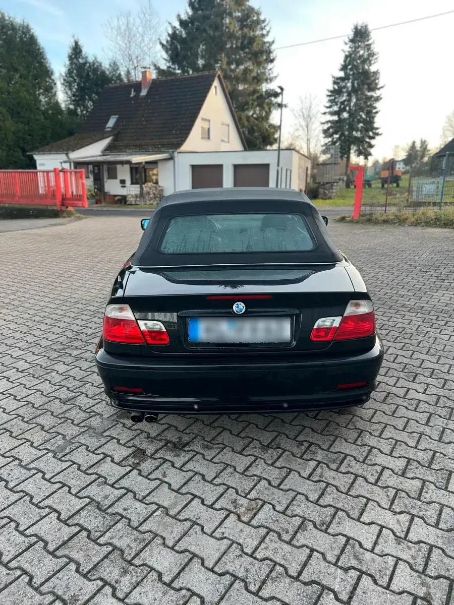 Occasion BMW 330 Cabriolet 231 ch (169 kW) 2001 Noir Cabriolet