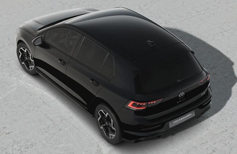 Neu VW Golf VIII R-line 204 PS (150 kW) 2026 Grenadilla black Limousine