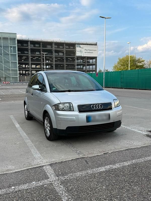 Second-hand Audi A2 75 CP (55 kW) 2001 Argintiu Hatchback
