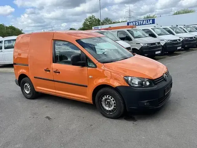 Gebraucht VW Caddy 75 PS (55 kW) 2013 Orange Van / Kleinbus