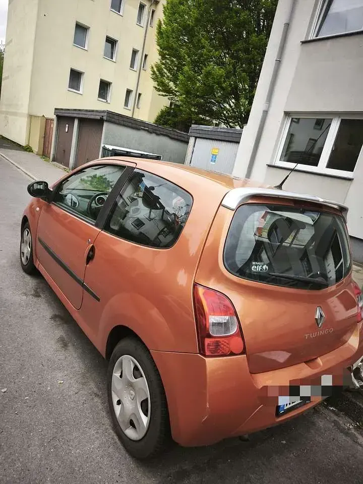 Usata Renault Twingo Dynamique 76 CV (55 kW) 2008 Arancione Utilitaria