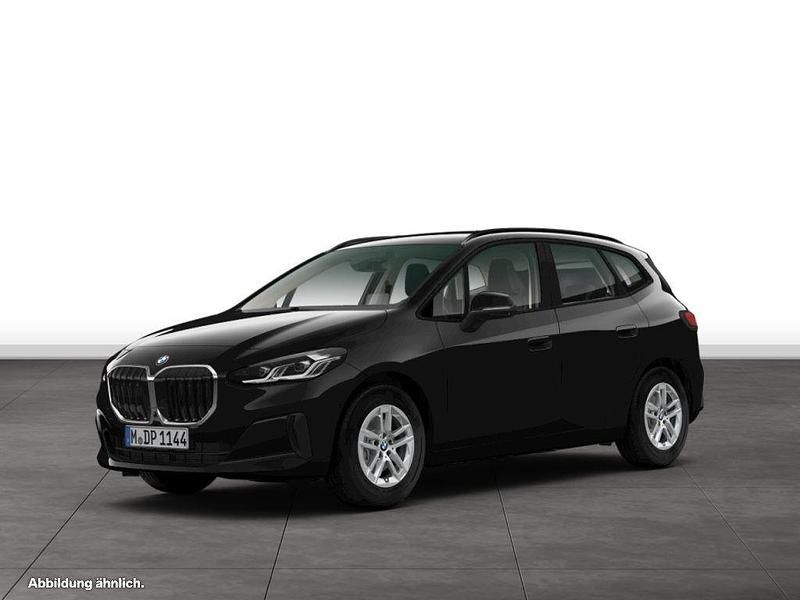 Schwarz Gebraucht 2023 BMW 218 Active Tourer Luxury Line Van / Kleinbus | 29.374 € (Fairer Preis) - Bild 1/4