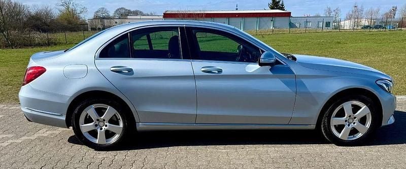 Gebraucht Mercedes C200 184 PS (135 kW) 2014 Silber Limousine