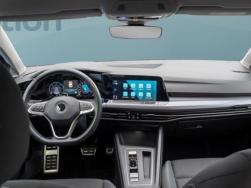 Gebraucht VW Golf VIII 150 PS (110 kW) 2022 Blau Kleinwagen