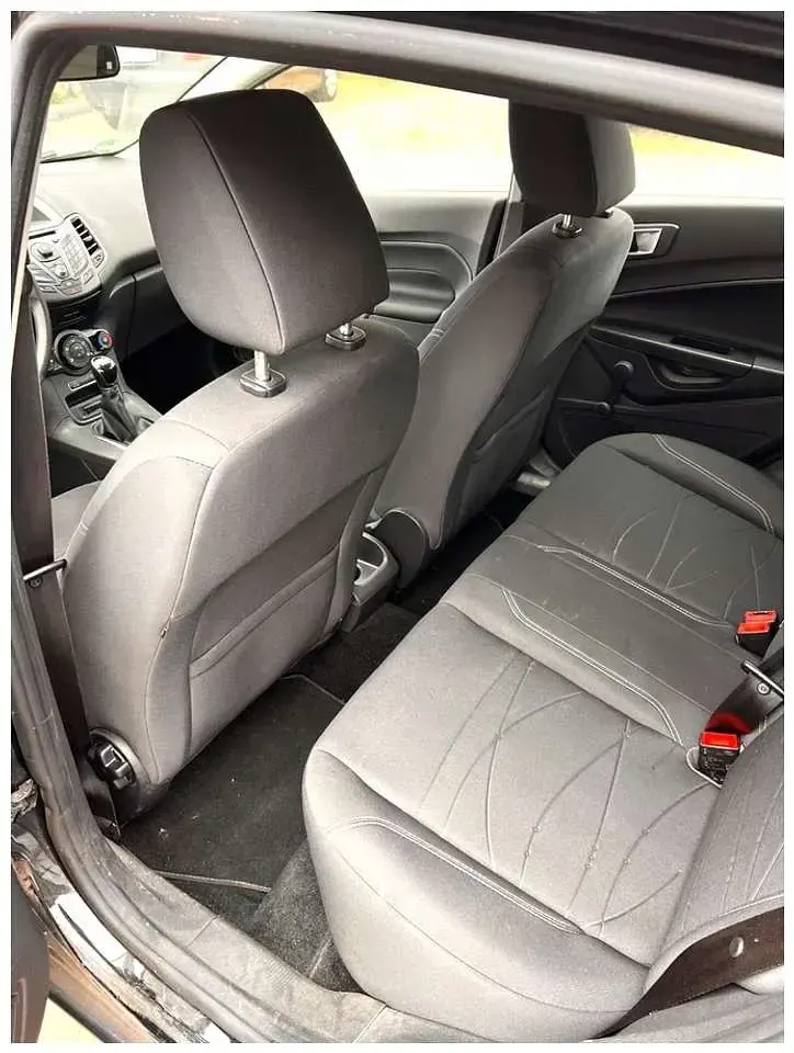 Gebraucht Ford Fiesta SYNC Edition 101 PS (74 kW) 2015 Schwarz Kleinwagen