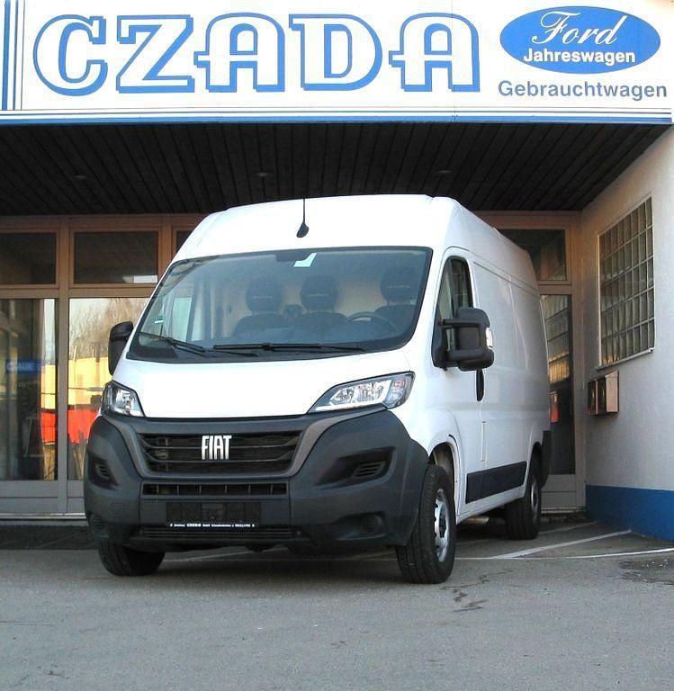 Weiß Gebraucht 2023 Fiat Ducato Van | 21.800 € (Superpreis) - Bild 1/4