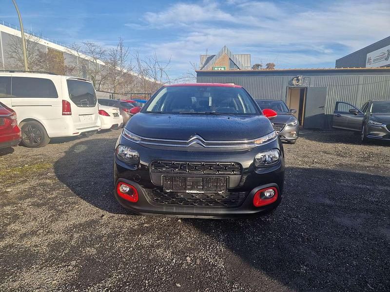 Gebraucht Citroën C3 Shine 82 PS (60 kW) 2018 Lackierung schwarz perla nera/ Kleinwagen
