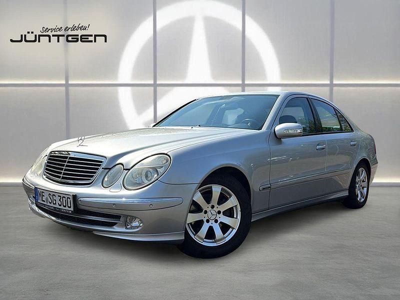Gebraucht Mercedes E200 Avantgarde 163 PS (119 kW) 2003 Silber Limousine