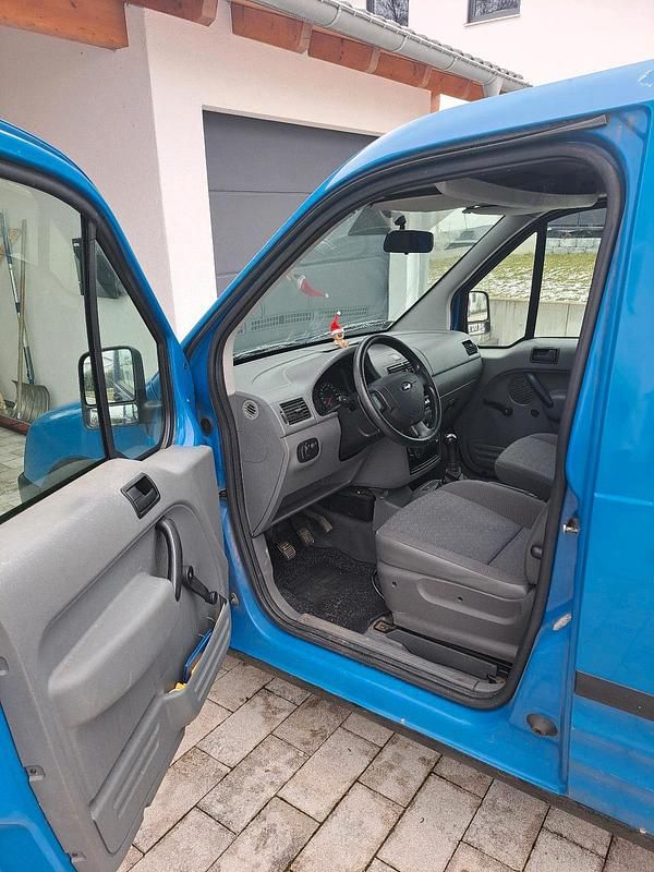 Second-hand Ford Transit 101 CP (74 kW) 2005 Albastru Monovolum