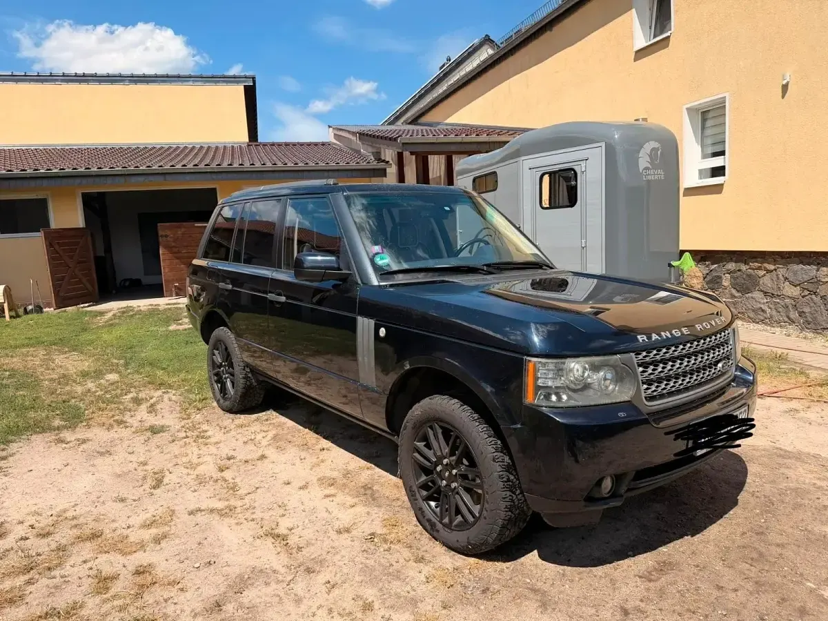 Gebraucht Land Rover Range Rover 270 PS (198 kW) 2010 Blau SUV