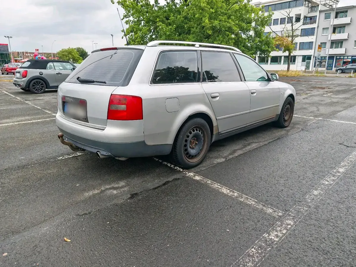 Gebraucht Audi A6 230 PS (169 kW) 2000 Silber Kombi