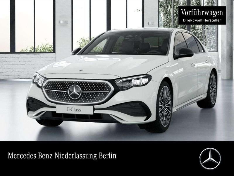 Weiß Gebraucht 2025 Mercedes E200 AMG Limousine | 58.500 € (Superpreis) - Bild 1/4