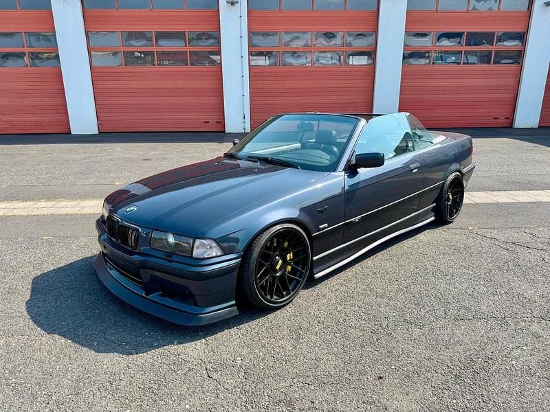 Grau Gebraucht 1999 BMW 328 Cabriolet Cabrio | 11.900 € (Fairer Preis) - Bild 1/4