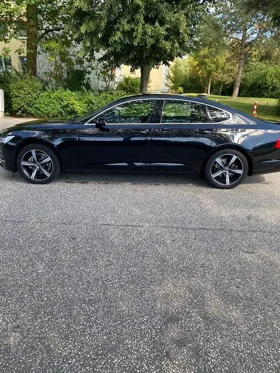 Gebraucht Volvo S90 Inscription 190 PS (139 kW) 2017 Schwarz Limousine