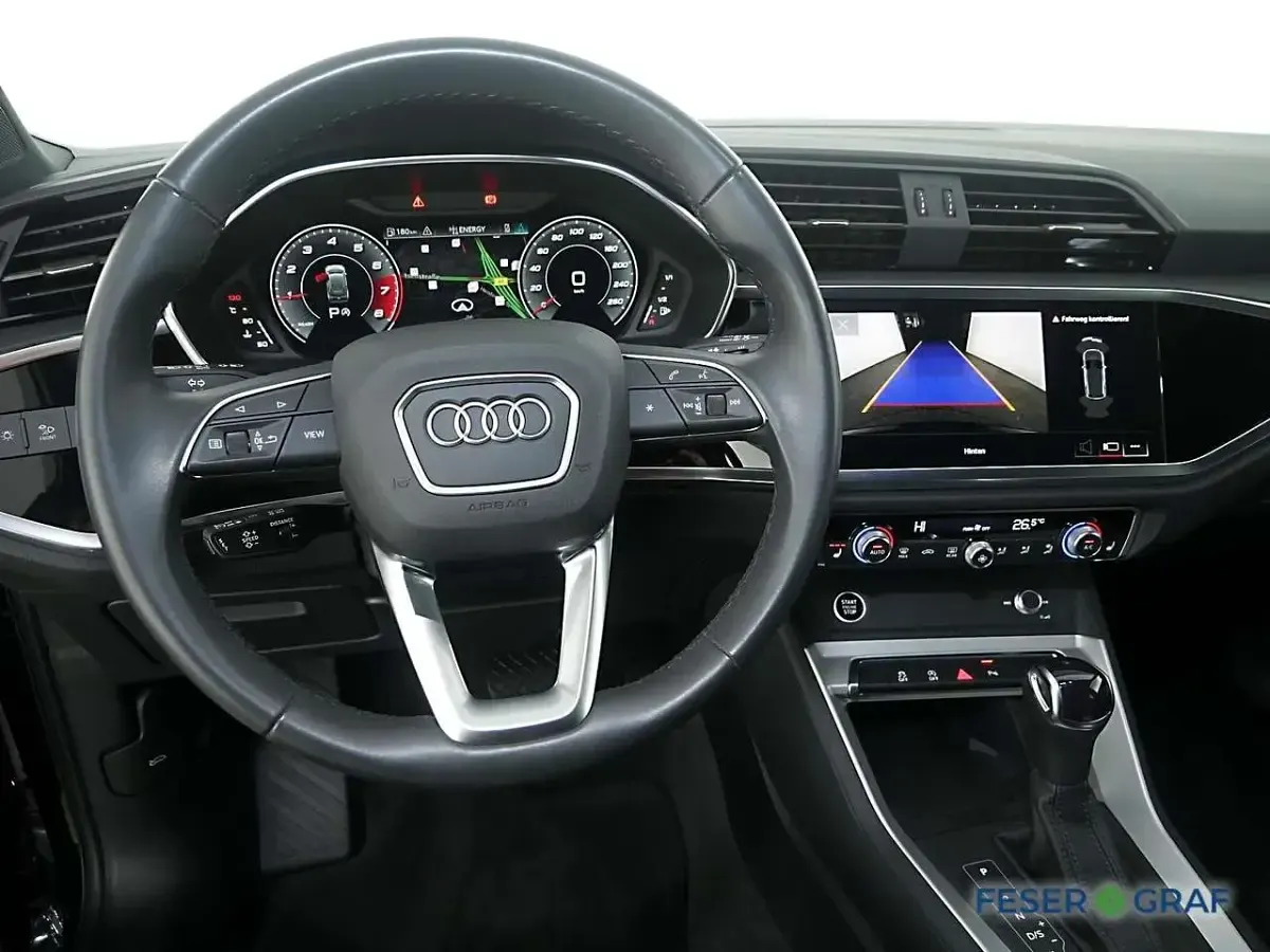 Gebraucht Audi Q3 S-Line 150 PS (110 kW) 2024 Mythosschwarz metallic SUV