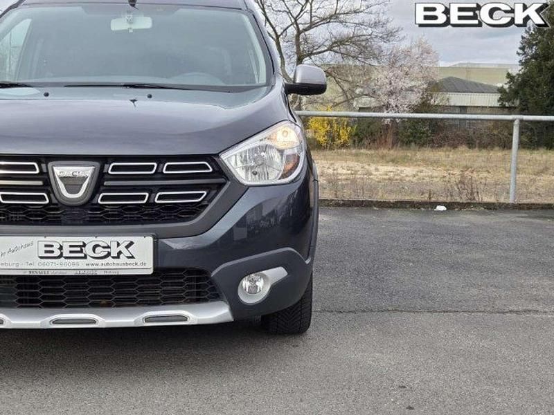 Gebraucht Dacia Dokker Stepway 131 PS (96 kW) 2020 Kometengrau Van / Kleinbus