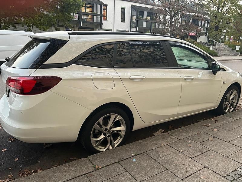 Gebraucht Opel Astra 110 PS (80 kW) 2016 Weiß Kombi