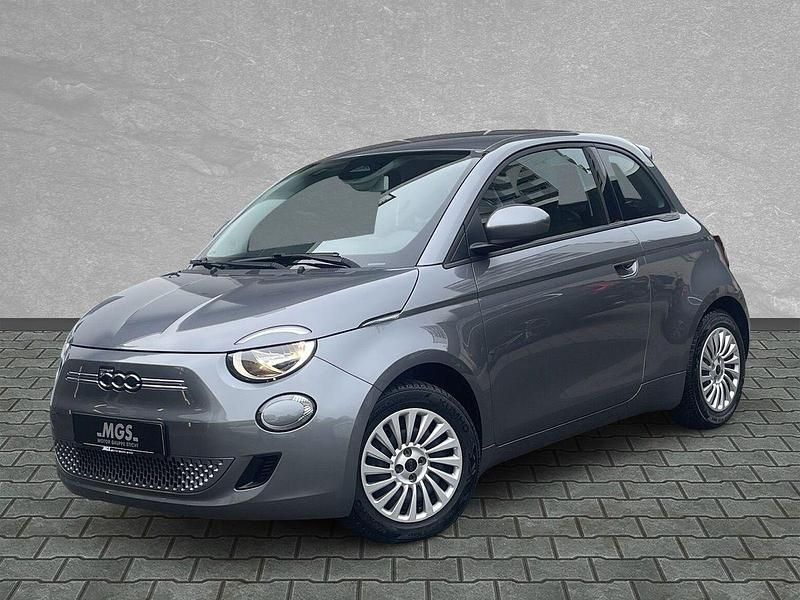 Gebraucht Fiat 500e Action 69 kW (95 PS) 2022 Mineral grau (met.lack.) Kleinwagen