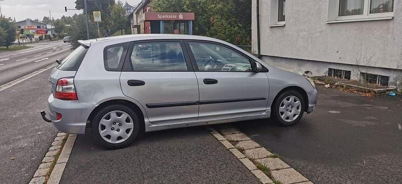 Gebraucht 2005 Honda Civic Limousine | 2.000 € (Fairer Preis) - Bild 1/4