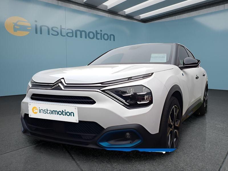 Weiß Gebraucht 2023 Citroën e-C4 Limousine | 18.949 € (Guter Preis) - Bild 1/4
