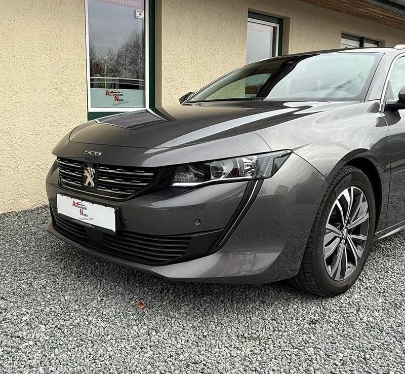 Gebraucht Peugeot 508 Allure 131 PS (96 kW) 2021 Grau Kombi