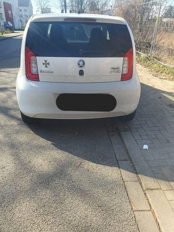 Gebraucht Skoda Citigo Active 60 PS (44 kW) 2014 Grau Kleinwagen